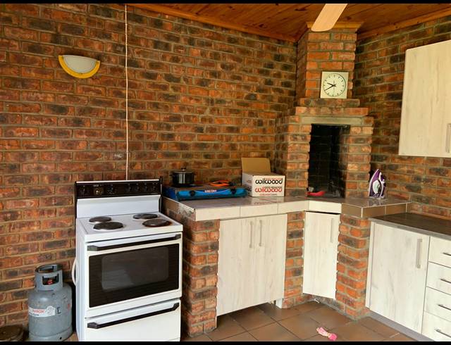1 BEDROOM APARTMENT RENTED IN BLUEWATER BAY